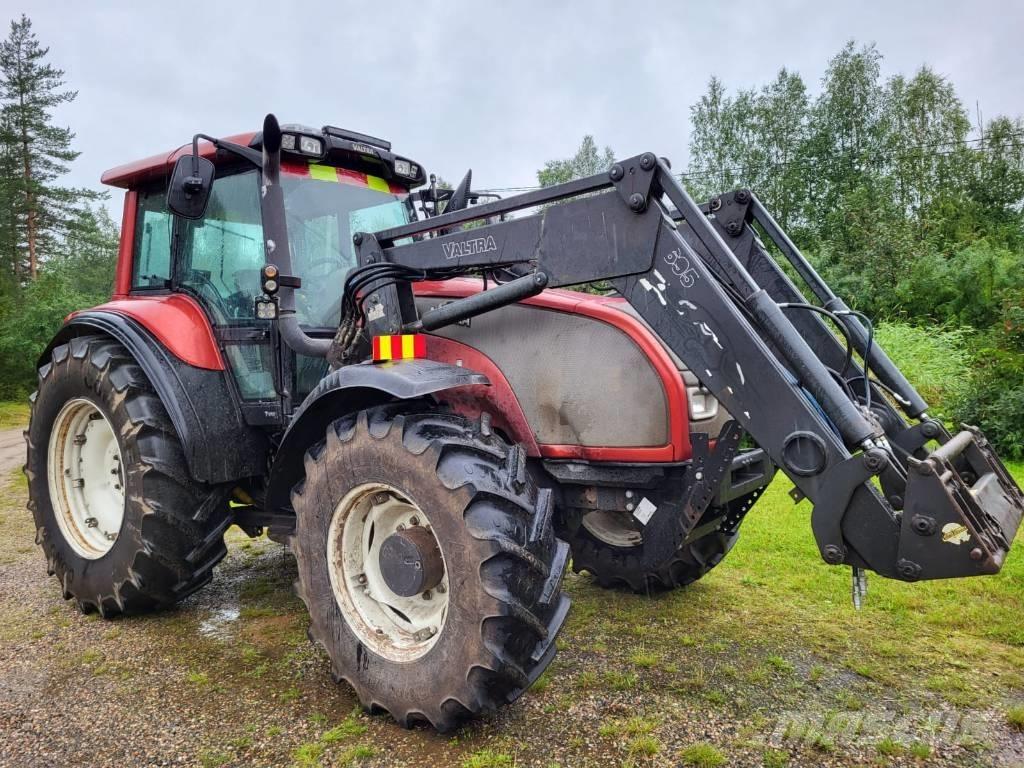 Valtra T 170 Traktory