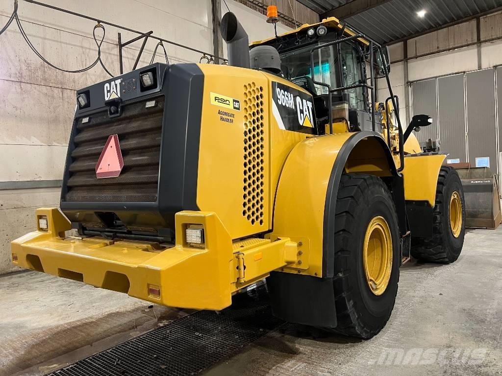 CAT 966 M Kolové nakladače