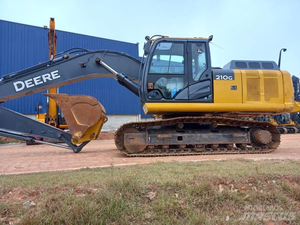 DEERE 210G Pásová rýpadla