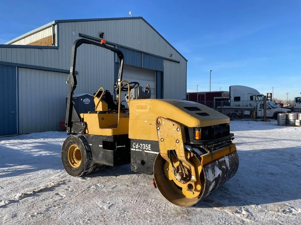 CAT CB 335 E Tandemové válce