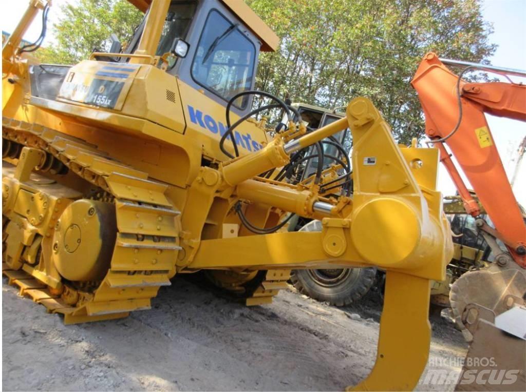 Komatsu D 155 A-1 Pásové dozery