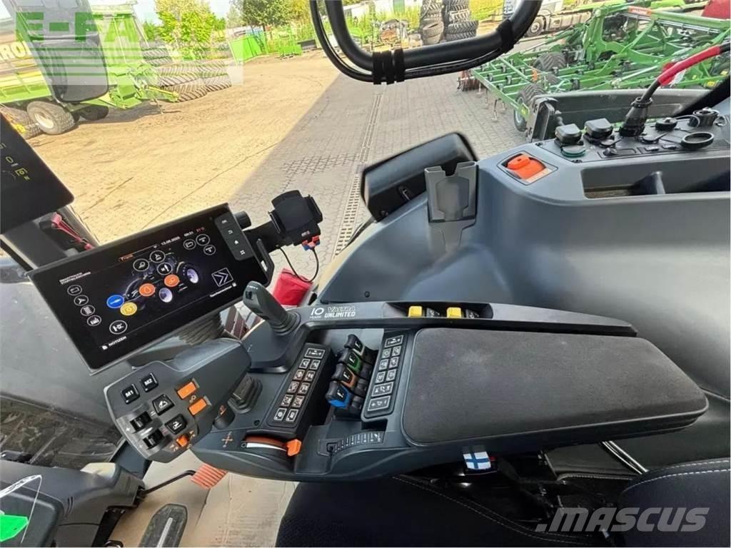 Valtra q 265 Traktory