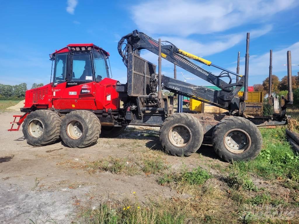 Komatsu 840 TX Vyvážecí traktory