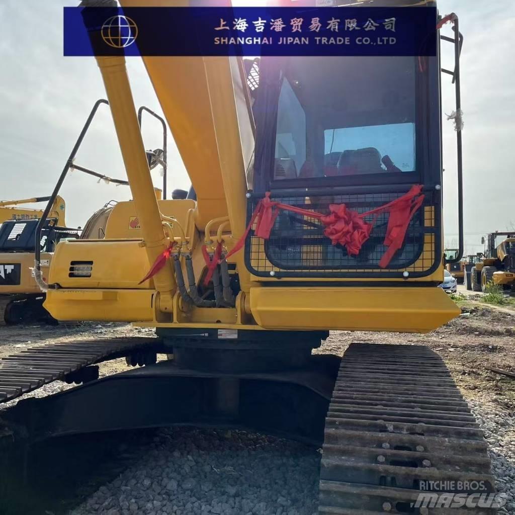 Komatsu PC 200-8 Pásová rýpadla