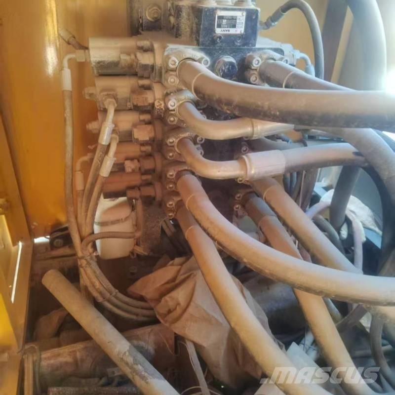 Sany SCC 550 E Pásové jeřáby