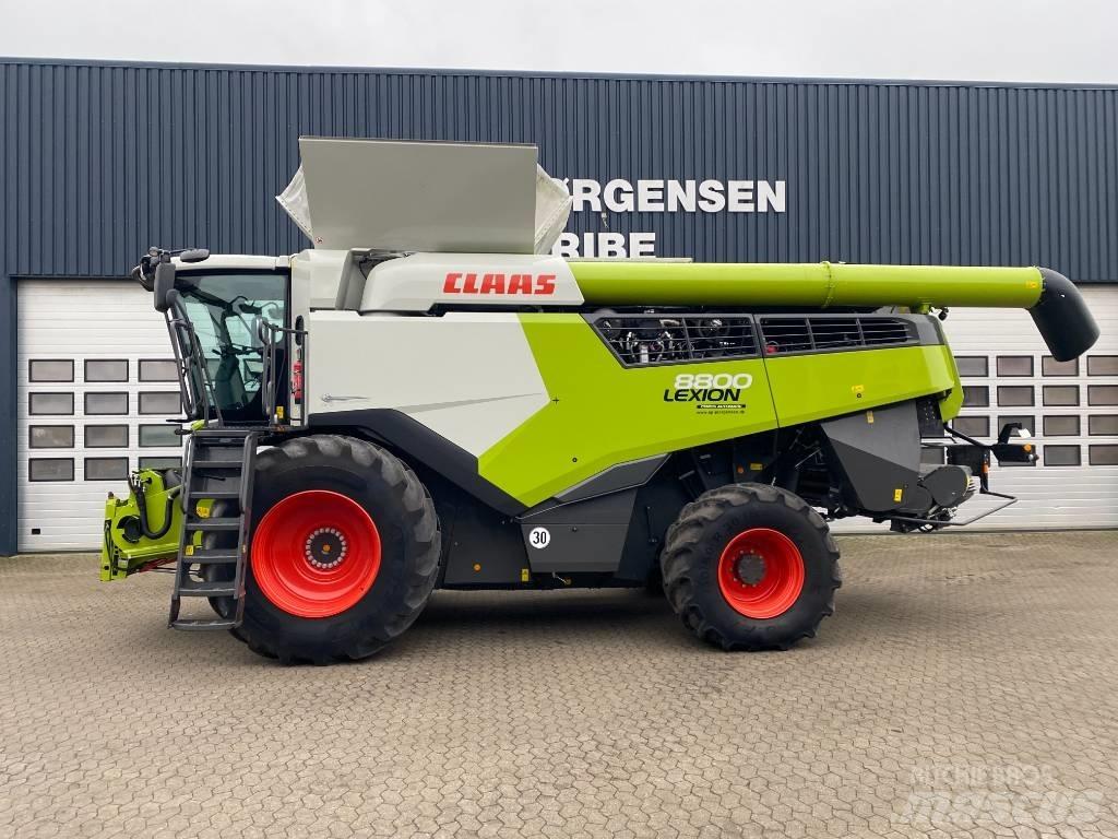 CLAAS LEXION 8800 Sklízecí mlátičky
