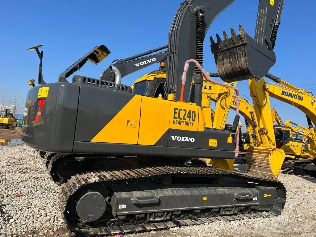 Volvo EC240DL Pásová rýpadla