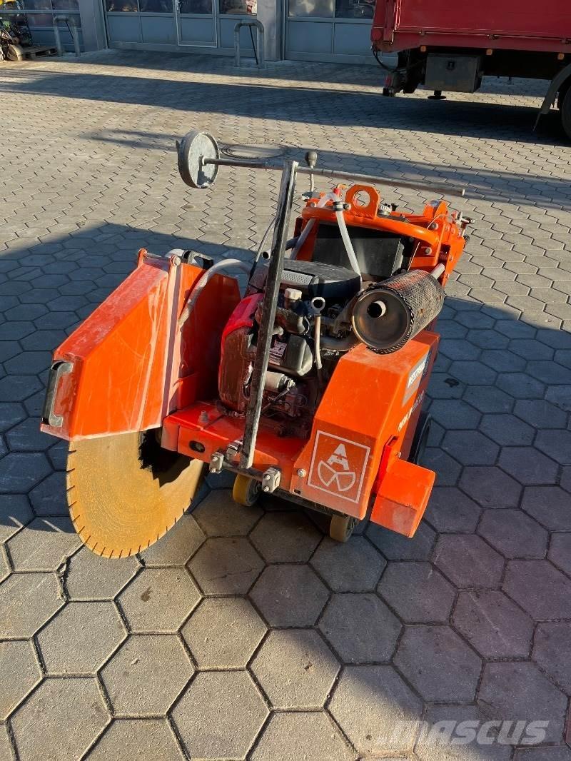  FS250B Stavebnictví - ostatní