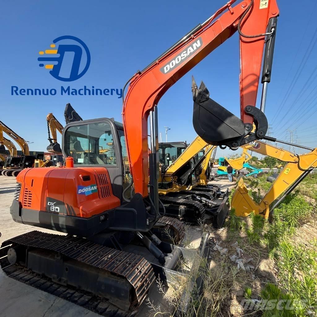 Doosan DX 60 Pásová rýpadla
