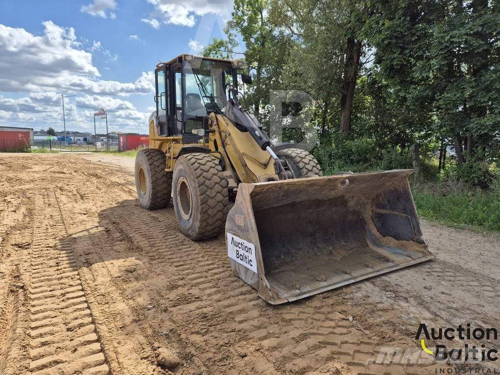 CAT 930 H Kolové nakladače