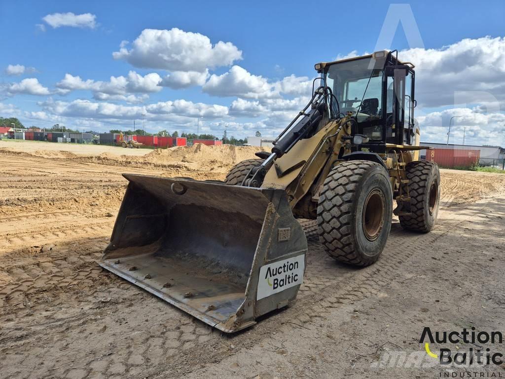 CAT 930 H Kolové nakladače