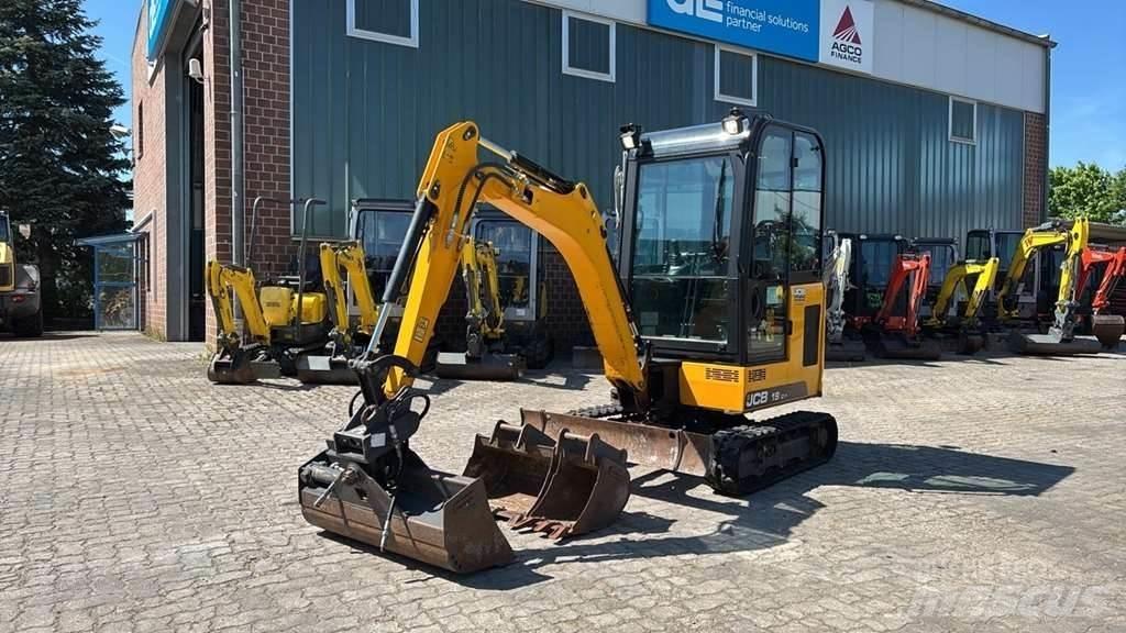 JCB 19c Speciální bagry