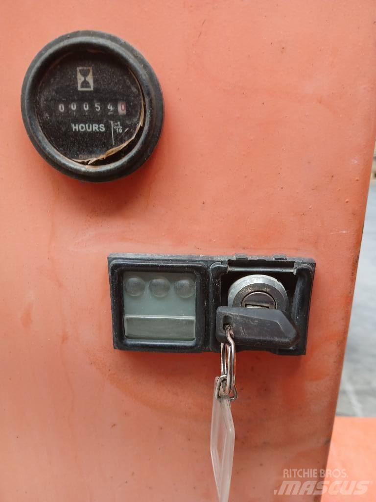 Bernards RCD 1600 Vyklápěcí dempry