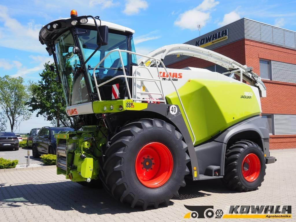CLAAS Jaguar 860 4WD Samojízdné sekačky