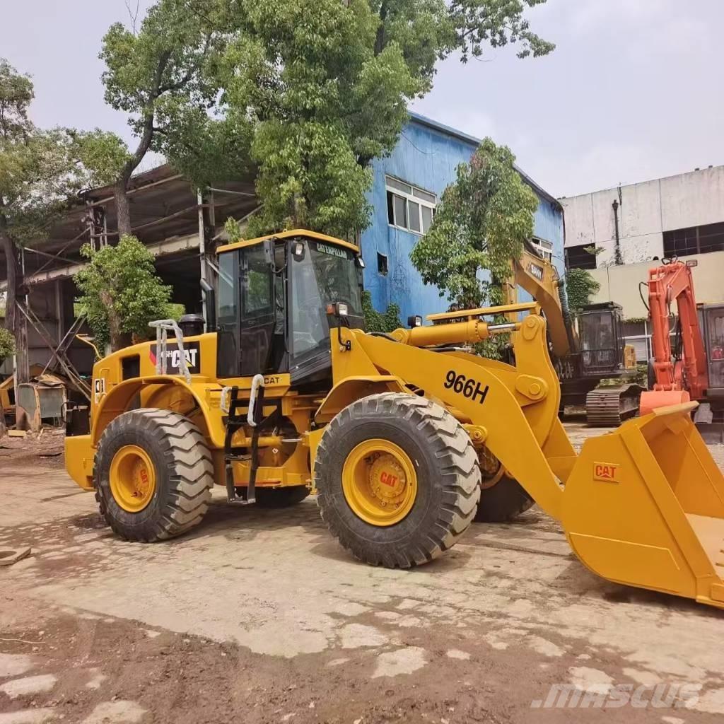 CAT 966 H Kolové nakladače