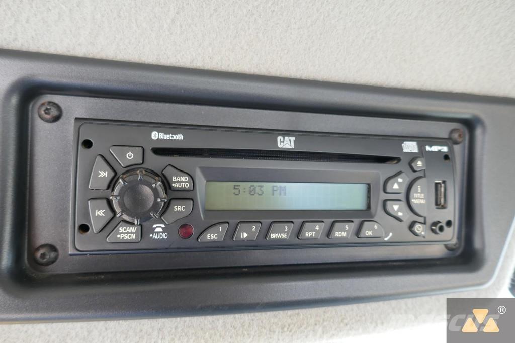 CAT 962K Kolové nakladače