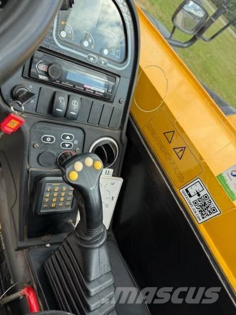 JCB 531-70 Teleskopické manipulátory