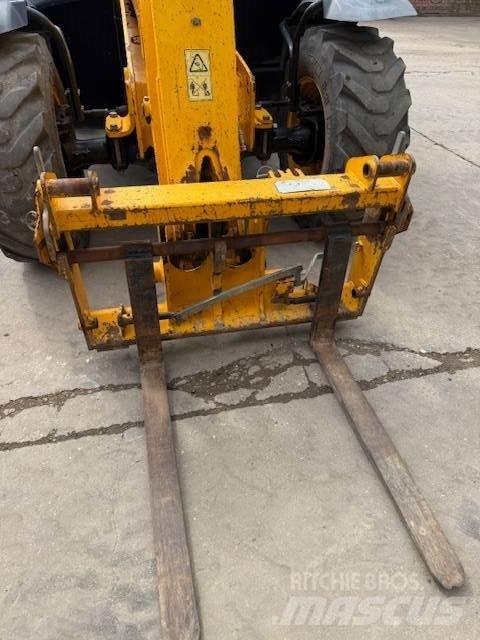 JCB 531-70 Teleskopické manipulátory