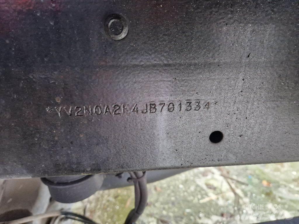 Volvo N10 6x6 Nákladní vozidlo bez nástavby