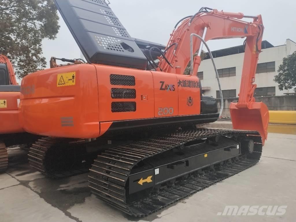 Hitachi ZX 200 Pásová rýpadla
