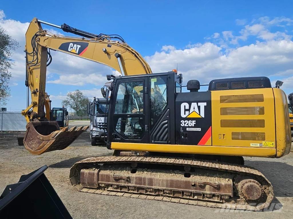 CAT 326 F L Pásová rýpadla