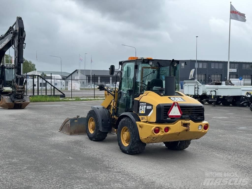 CAT 906 H Kolové nakladače