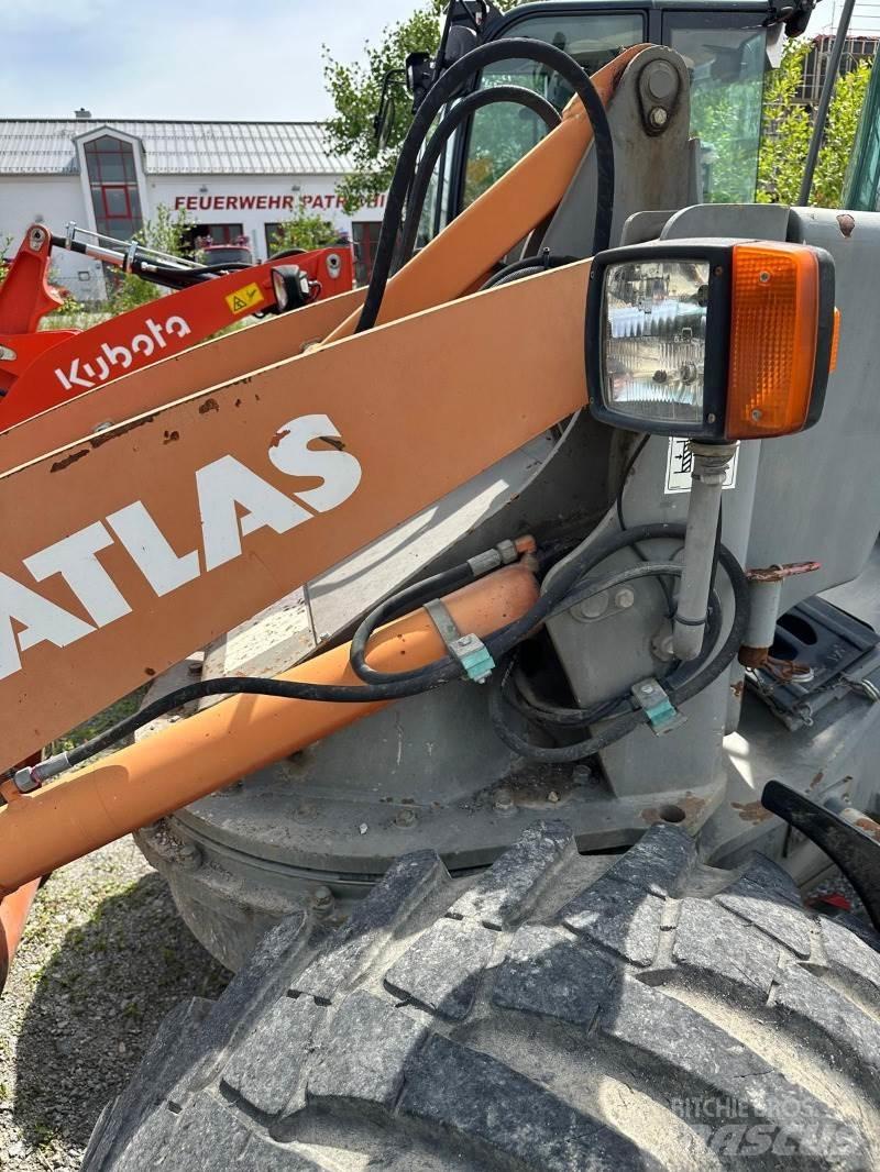 Atlas 75S Kolové nakladače