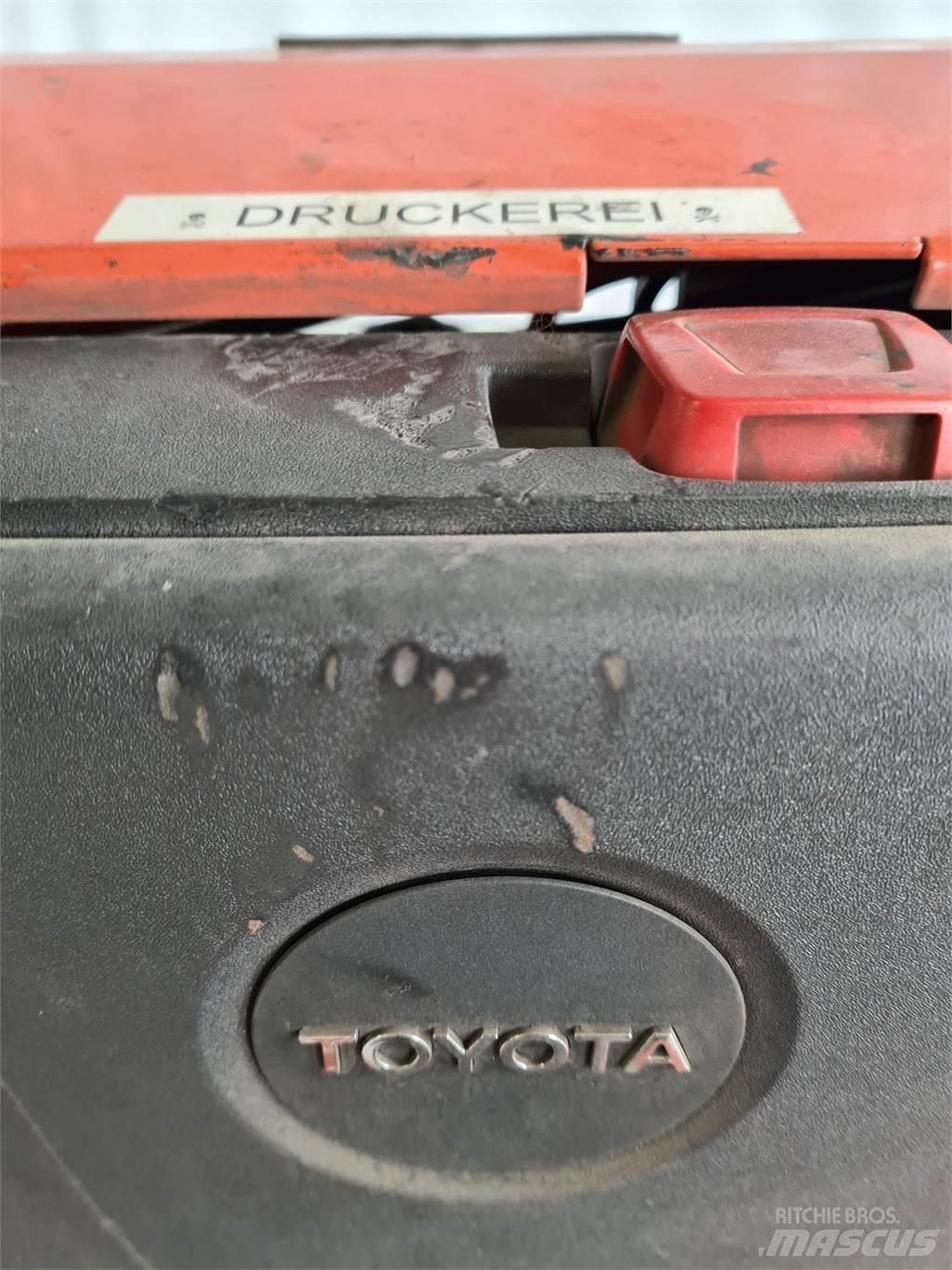 Toyota LWE 250 Nízkozdvižný vozík