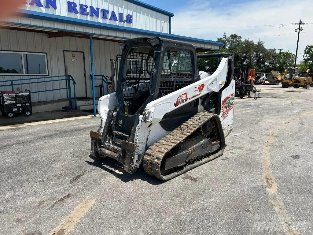 Bobcat T64 Smykem řízené nakladače