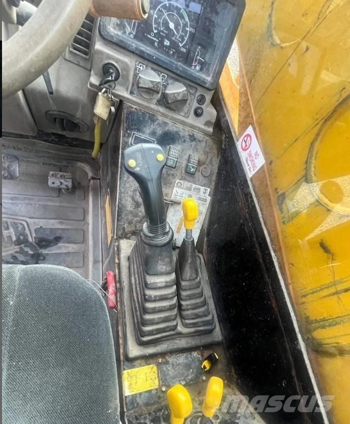 JCB 532-120 Teleskopické manipulátory
