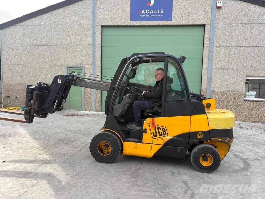JCB TLT 35D TCR Teleskopické nakladače pro zemědělství
