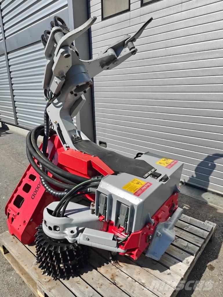 Log Max 5000 D Těžební hlavy