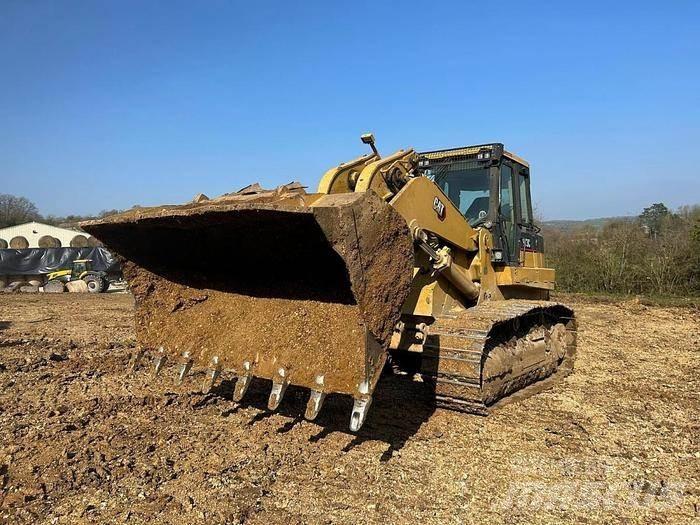 CAT 973C - Speciální bagry