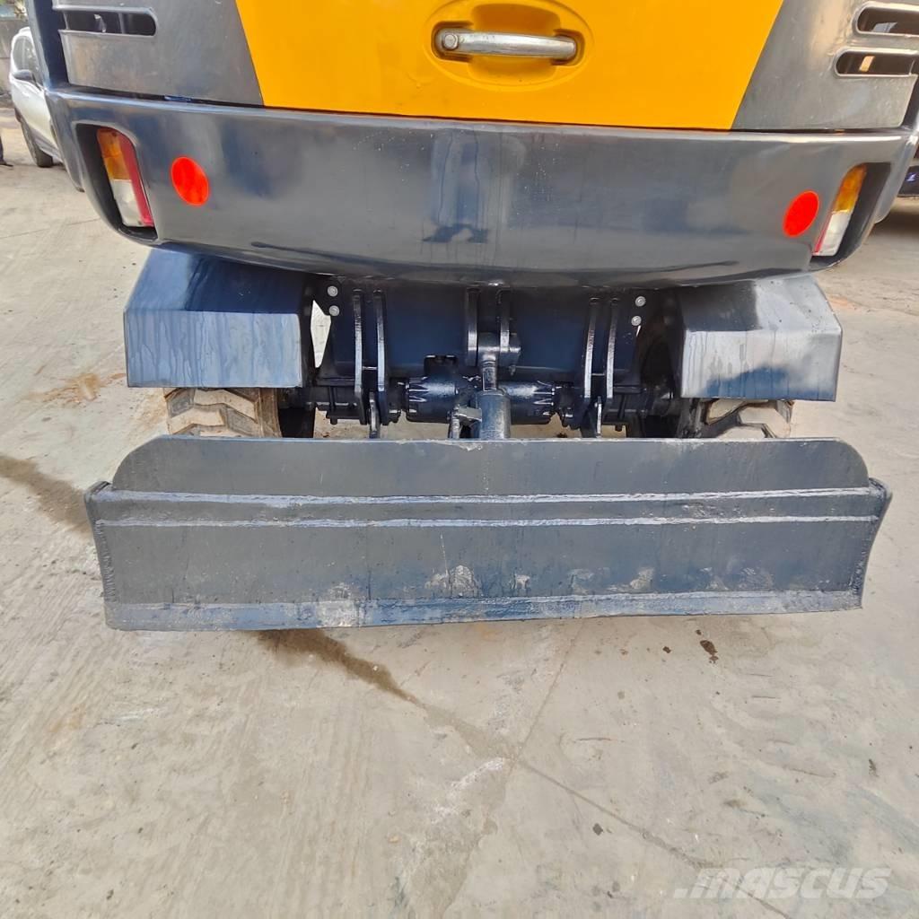 Hyundai R60W Kolová rýpadla