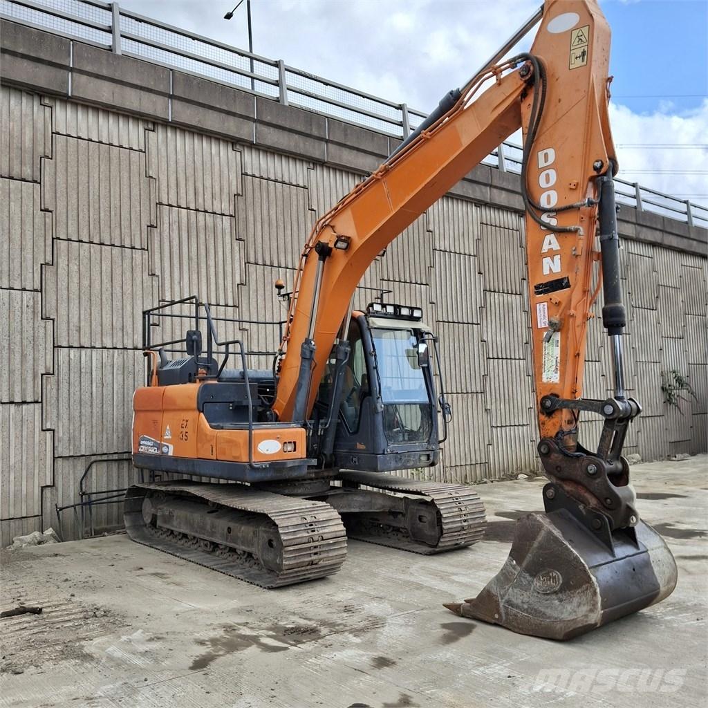 Doosan DX 140 LC Pásová rýpadla
