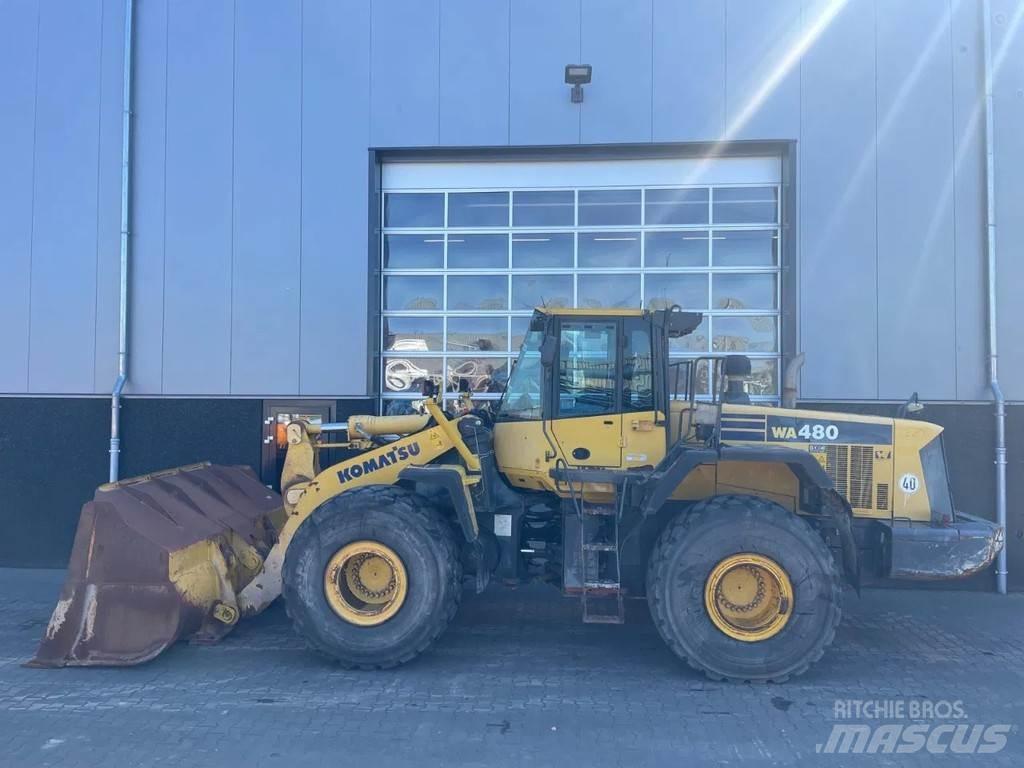 Komatsu WA480-6 Kolové nakladače