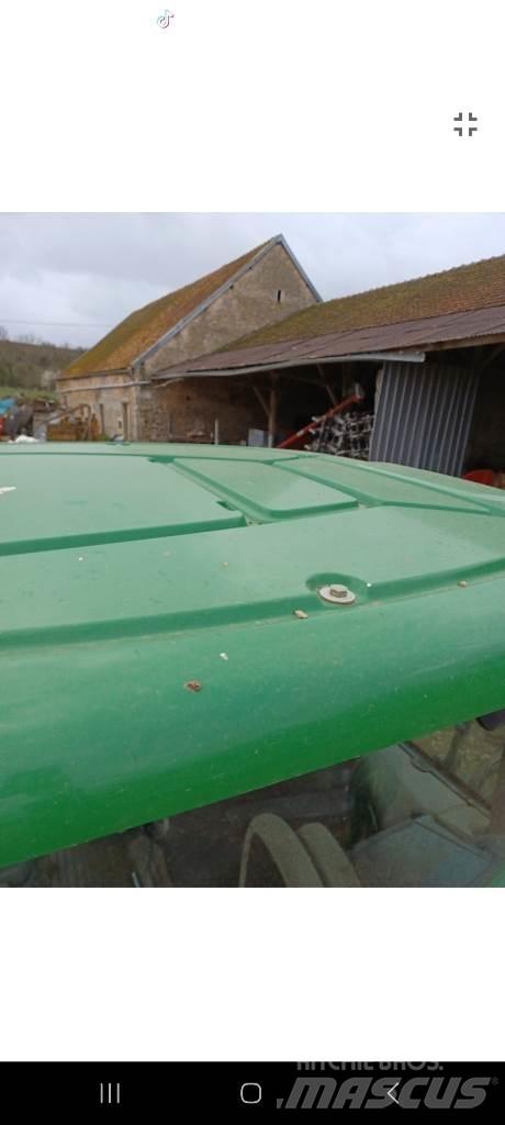 John Deere 6190R Traktory