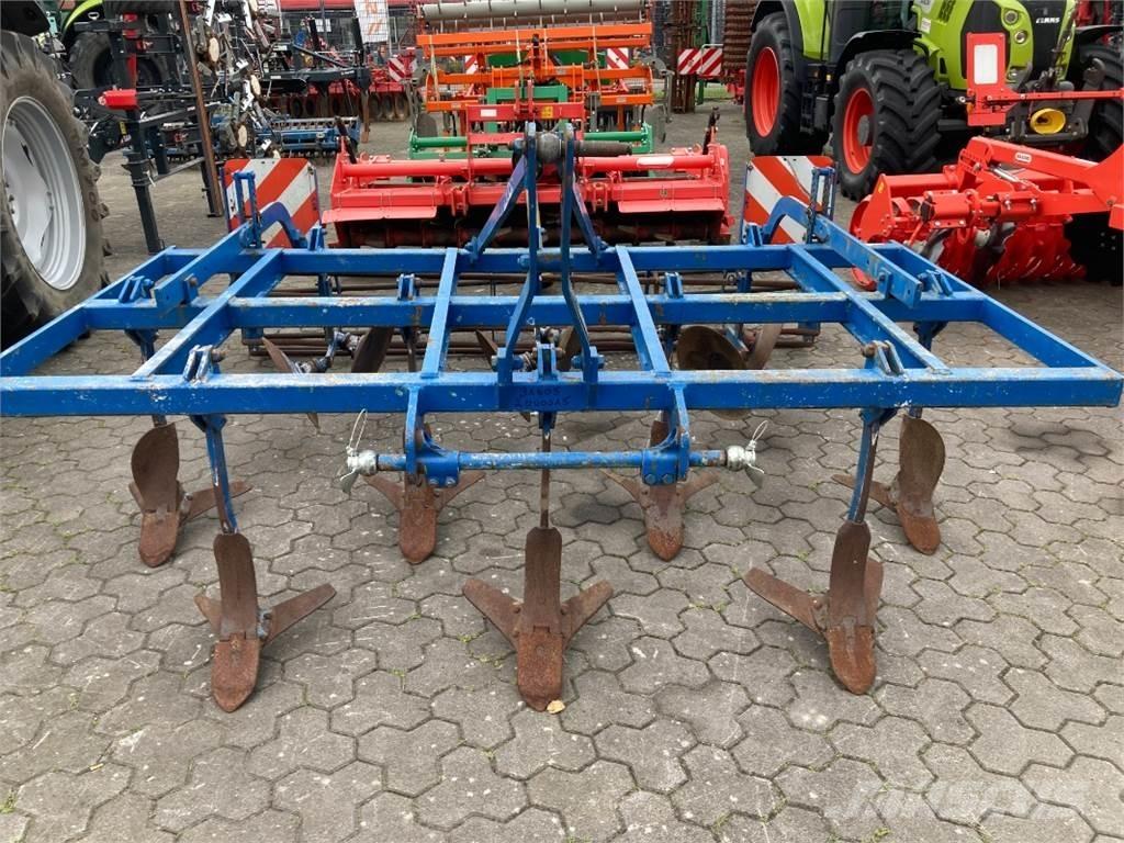 Lemken Smaragd 300 Kultivátory