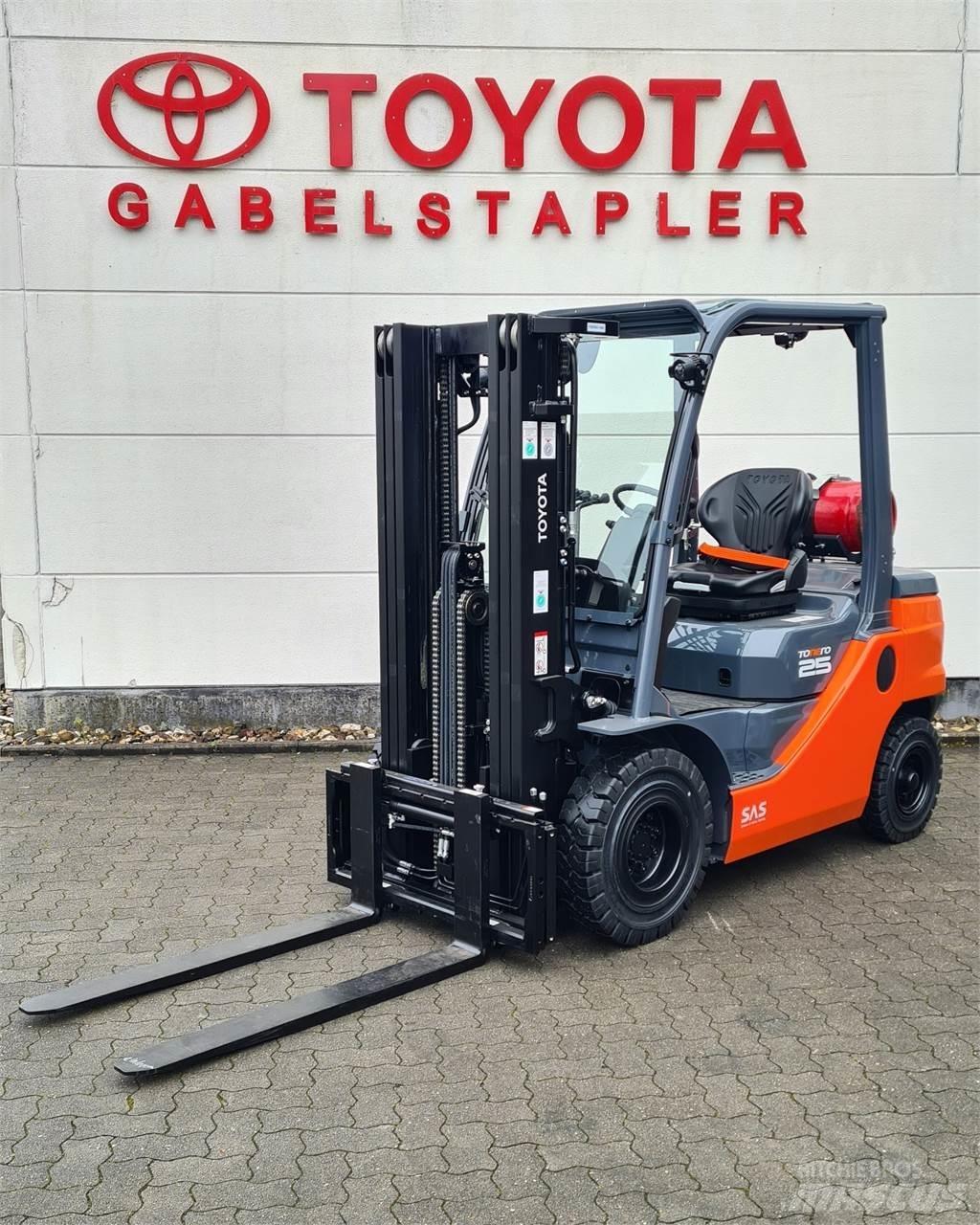 Toyota 02-8FGF25 LPG vozíky