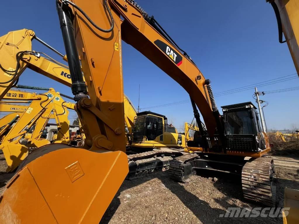 CAT 330 D2 Pásová rýpadla