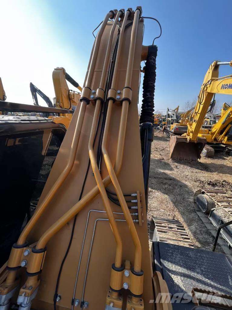 CAT 330 D2 Pásová rýpadla