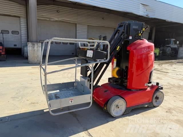Manitou 100 VJR Vertikální sloupové výtahy