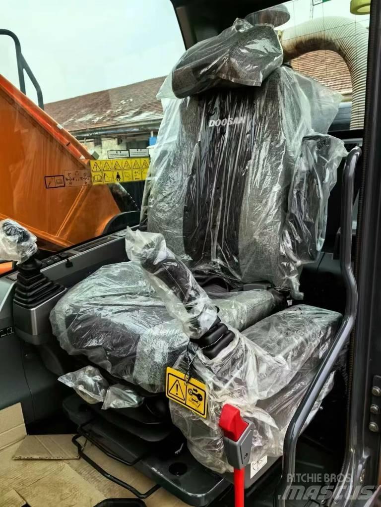 Doosan DX215 Pásová rýpadla