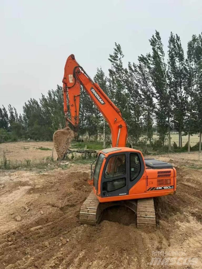 Doosan DX150 Pásová rýpadla