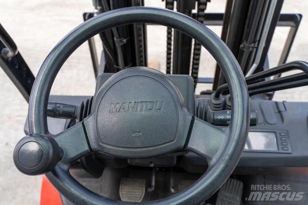Manitou MI 25 D Dieselové vozíky
