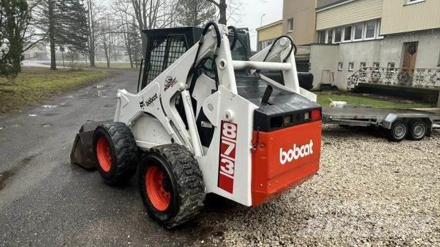 Bobcat 873 Smykem řízené nakladače