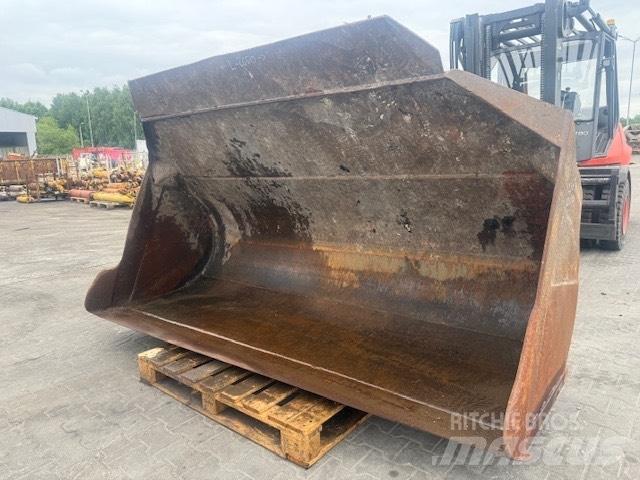 Liebherr L 541 Lopaty