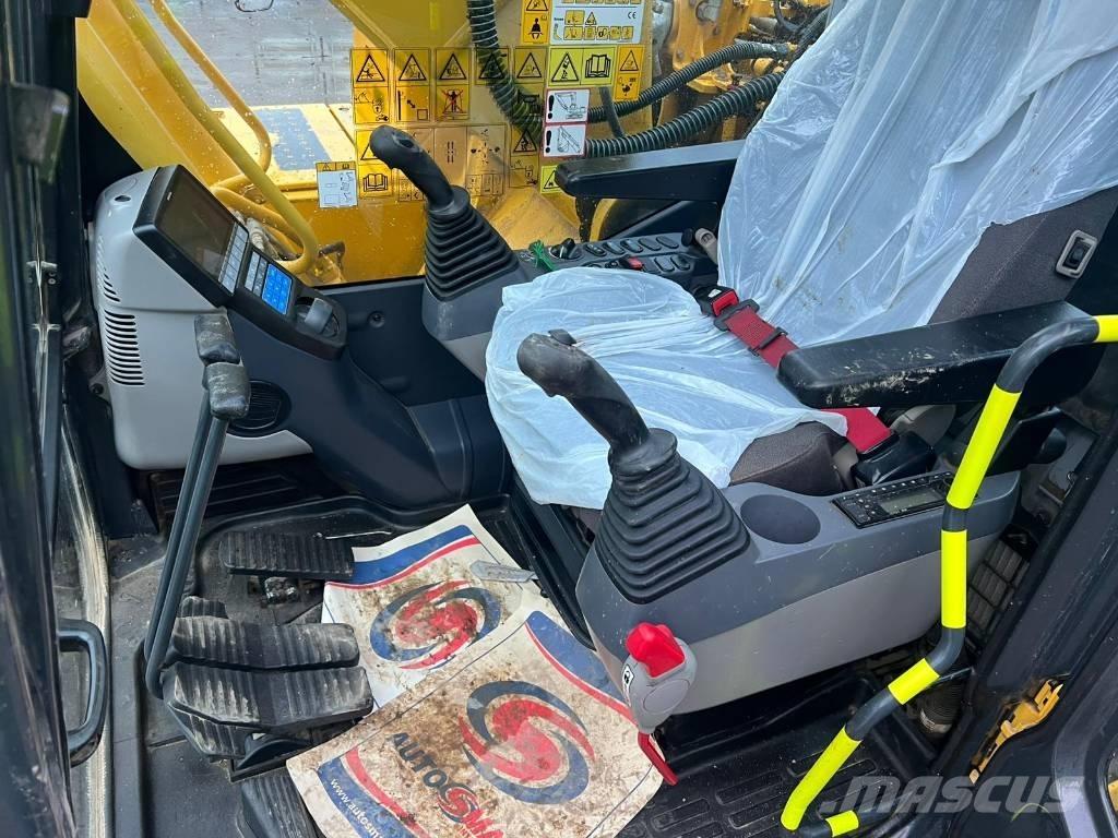 Komatsu PC 210-11 Pásová rýpadla