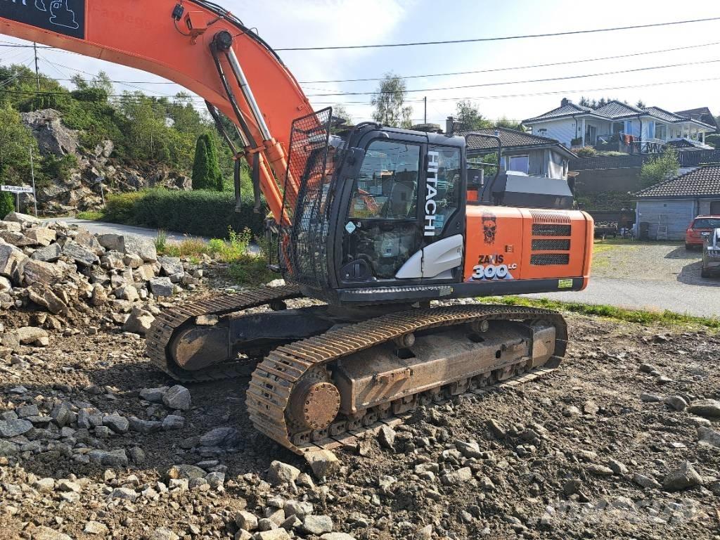 Hitachi ZX 300 LC-6 Pásová rýpadla