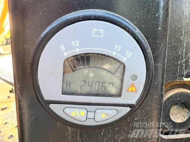 Thwaites MACH 2061 Vyklápěcí dempry